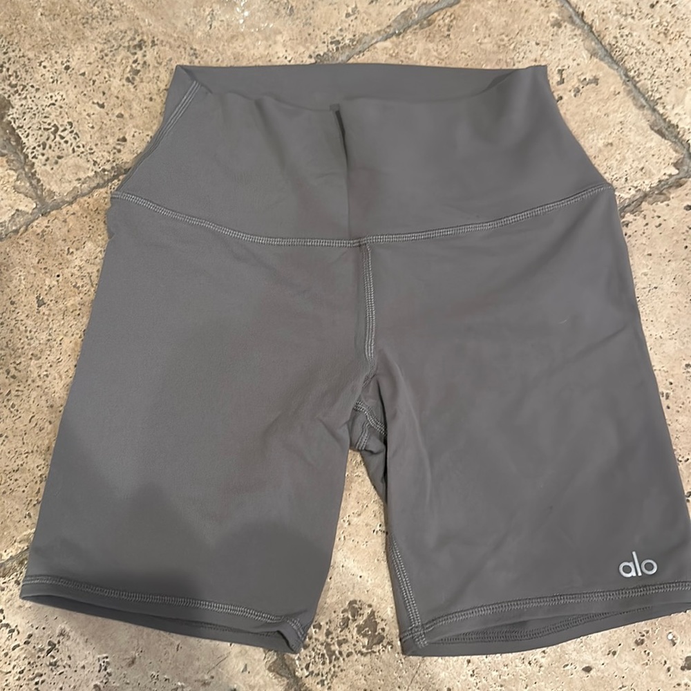 Alo biker shorts